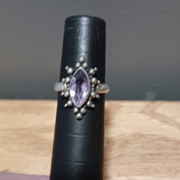 Jewelry - Sterling Silver Amethyst Ring Stamped 925  Size 5 1/2